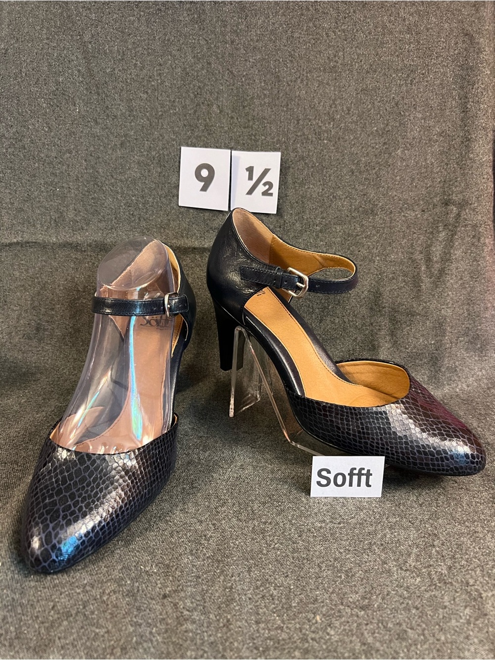 Sofft Women's Navy Snake-Embossed Leather Ankle-Strap Pumps